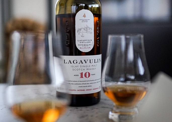 lagavulin 10 years