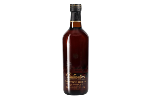 Rượu Ballantines Christmas Reserve