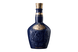 Rượu Chivas Royal Salute 21 Signature Blended