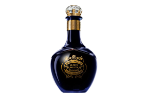 Rượu Chivas Royal Salute 62 Gun